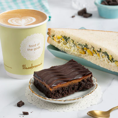 Best Delicious Combos in Kottakkal, Choice of Beverage + Eggless Brownie + Veg Sandwich/Savoury